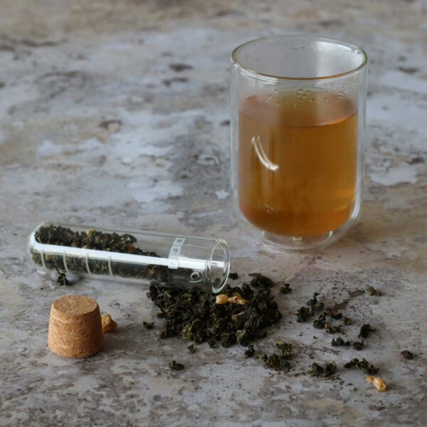 le concept store des entrepreneurs, infuseur à thé en verre avec un bouchon en liège Fabriqué en France